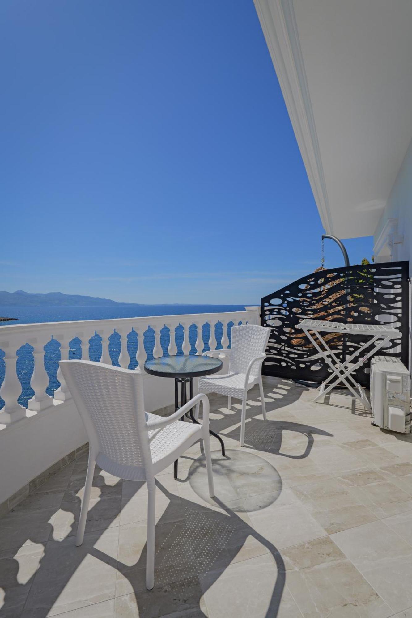 Villa Juna Beach Sarande Exterior photo